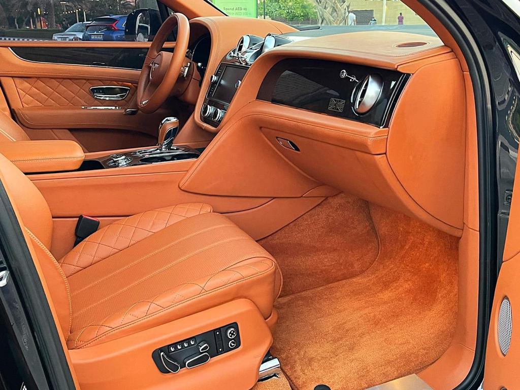 Rent Bentley Bentayga BLACK 2020 in Dubai , UAE 