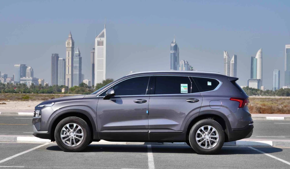 Rent Hyundai Santafe  2022 in Dubai , UAE 