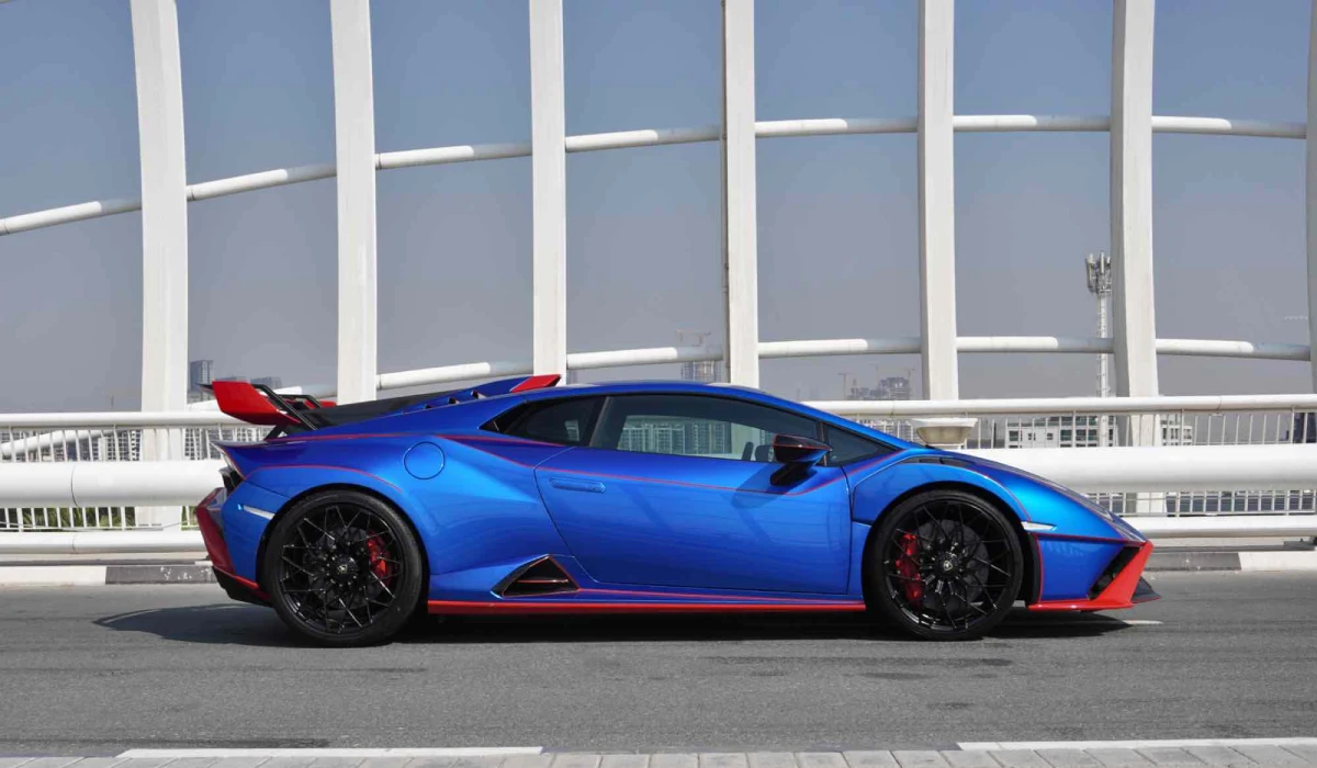Rent Lamborghini Huracan BEIGE 2022 in Dubai , UAE 