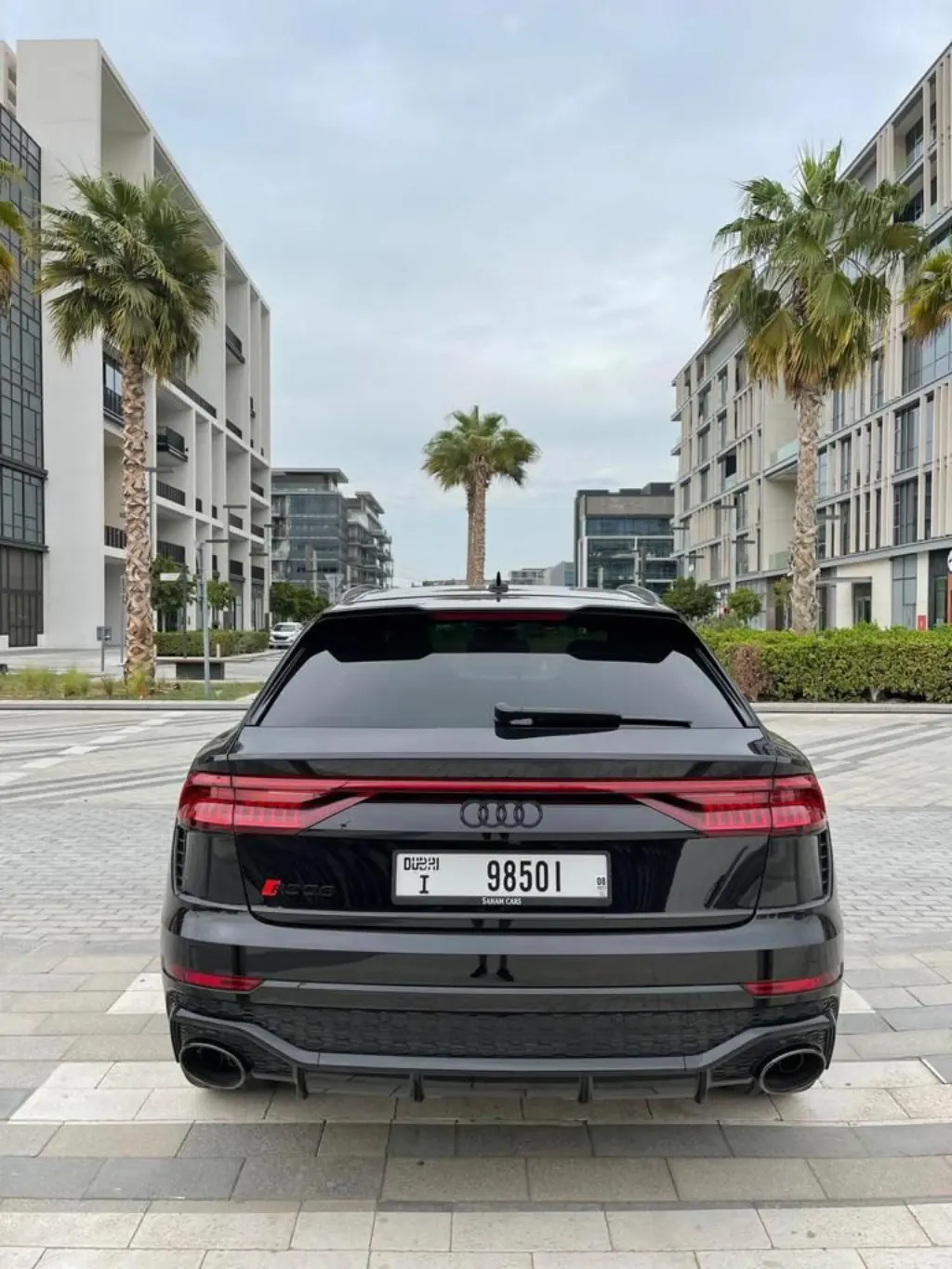 Rent Audi Rsq8 BLACK 2022 in Dubai , UAE 