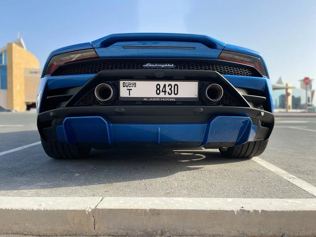 Rent Lamborghini Huracan  2022 in Dubai , UAE 