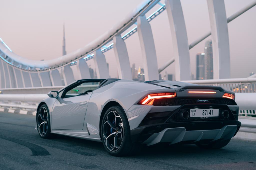 Rent Lamborghini Evo WHITE 2023 in Dubai , UAE 