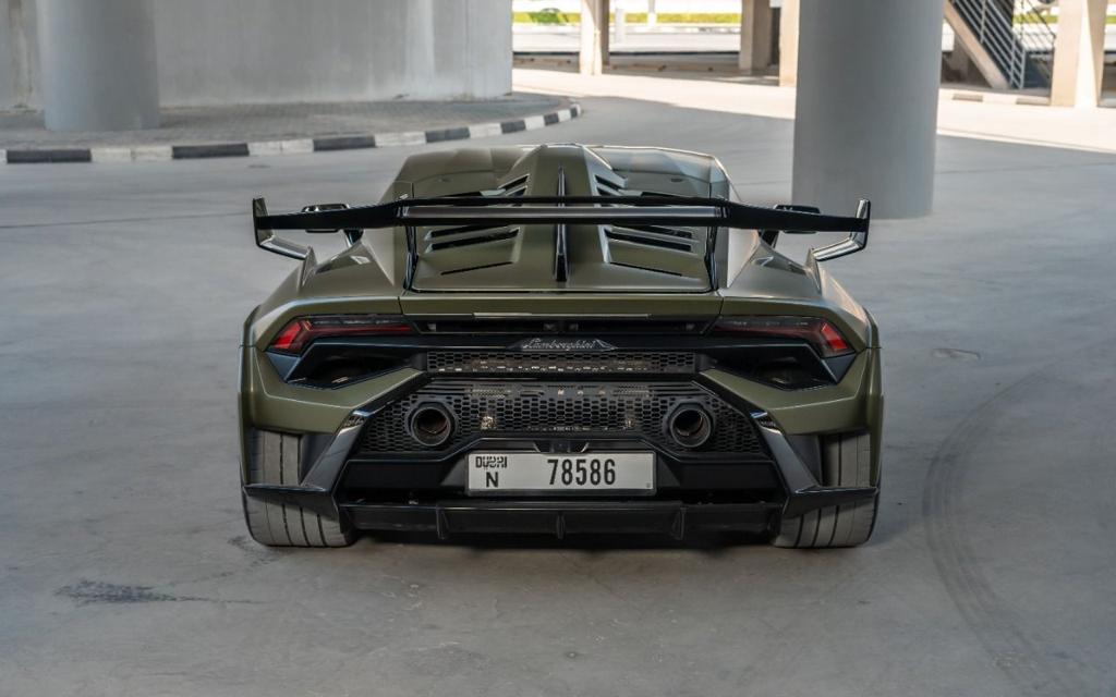 Rent Lamborghini Huracan GREEN 2024 in Dubai , UAE 