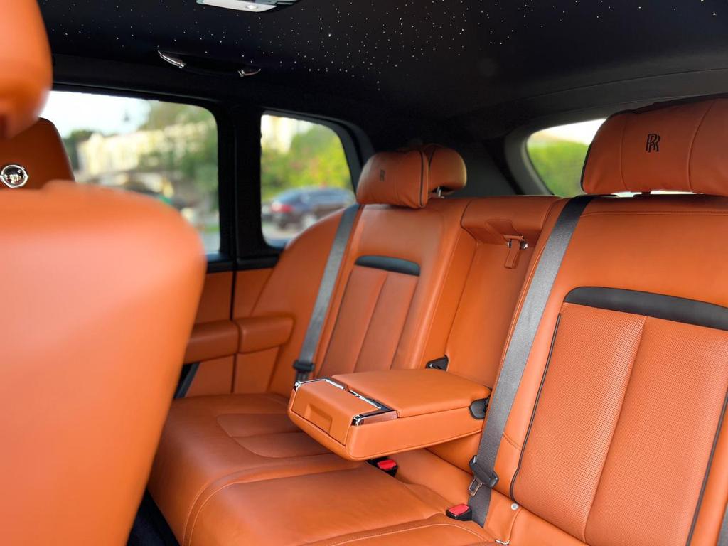 Rent Rolls-Royce Cullinan GREY 2022 in Dubai , UAE 