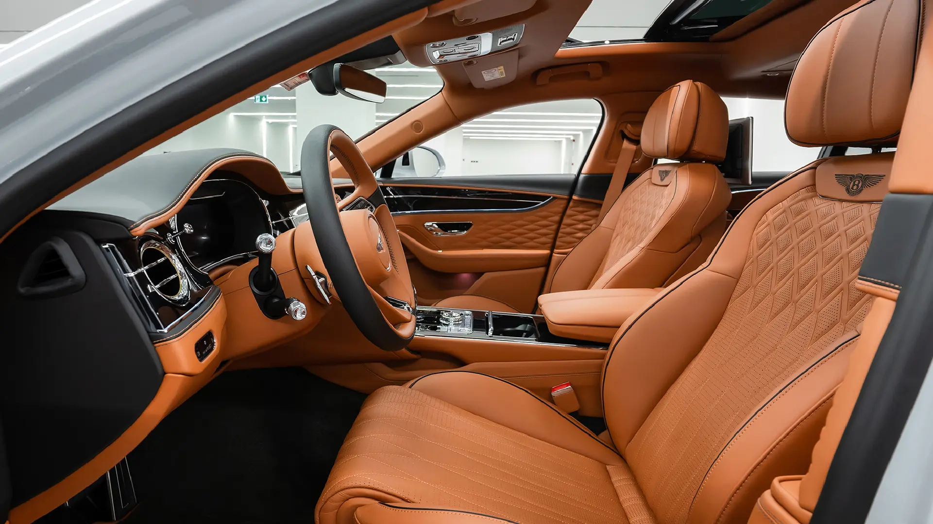 Rent Bentley Flying spur WHITE 2023 in Dubai , UAE 
