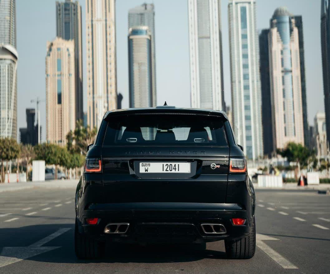 Rent Range-Rover Svr BLACK 2022 in Dubai , UAE 
