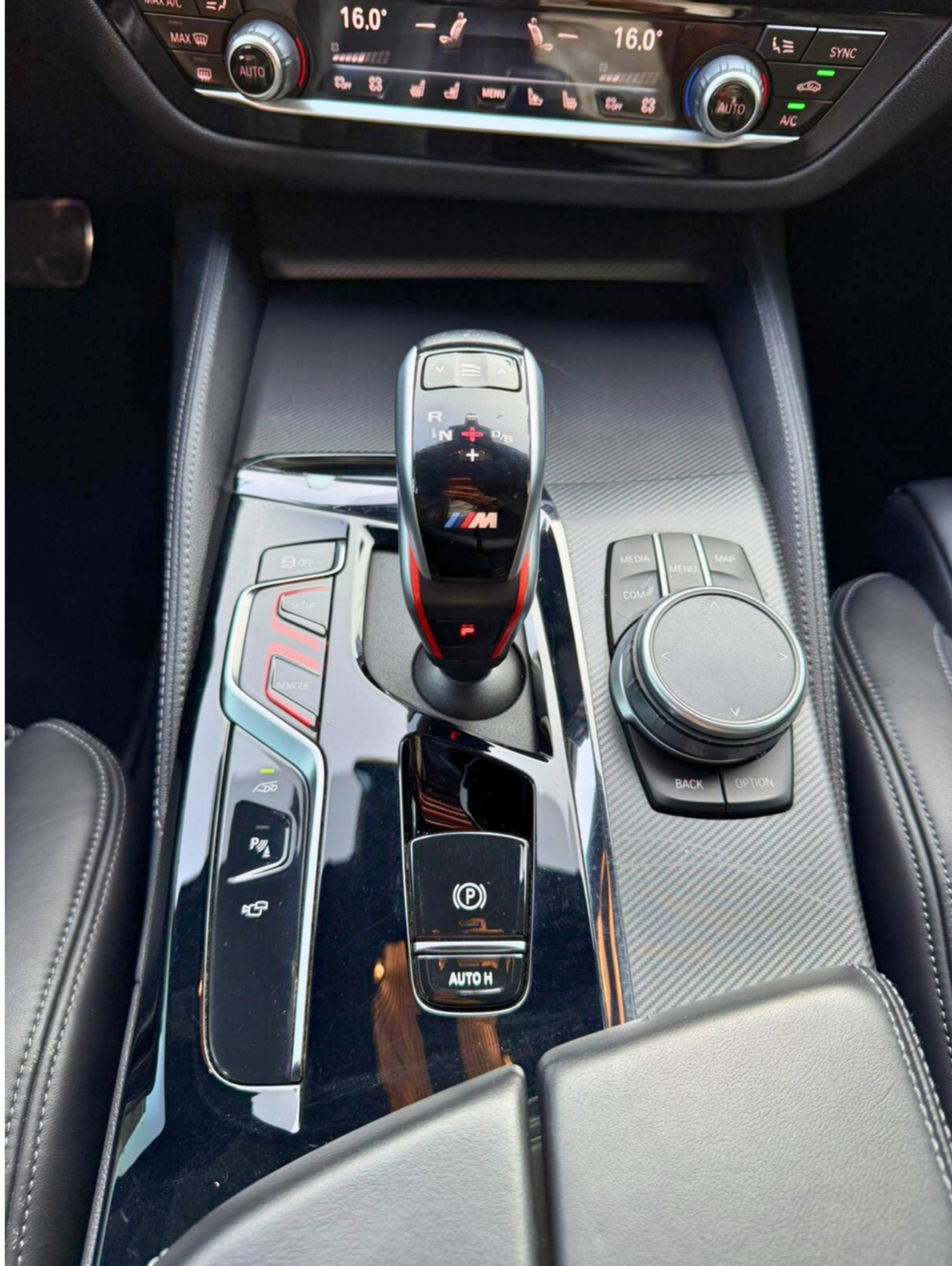 Rent Bmw Series m BLACK 2022 in Dubai , UAE 