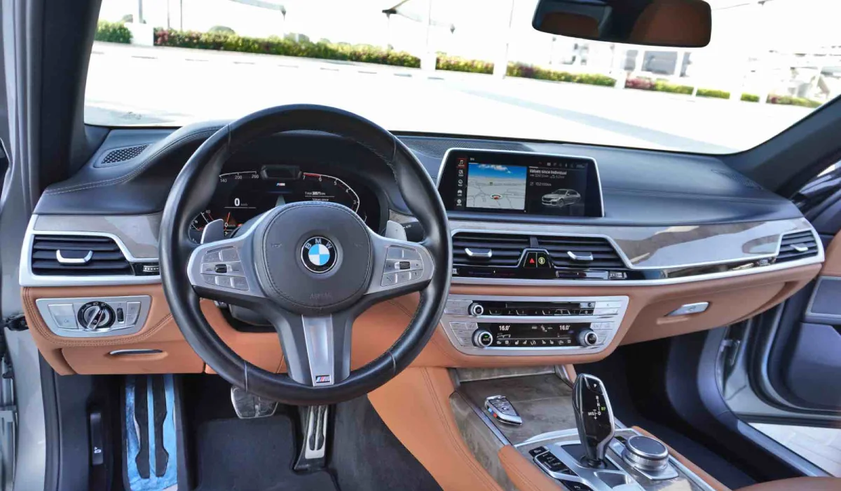 Rent Bmw Series 7  2022 in Dubai , UAE 