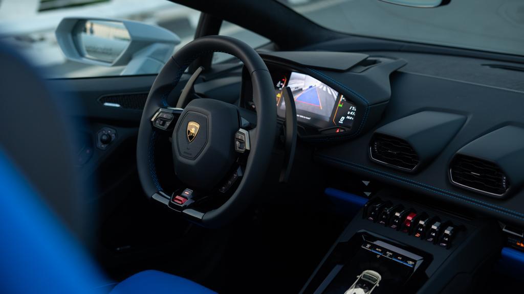 Rent Lamborghini Evo WHITE 2023 in Dubai , UAE 