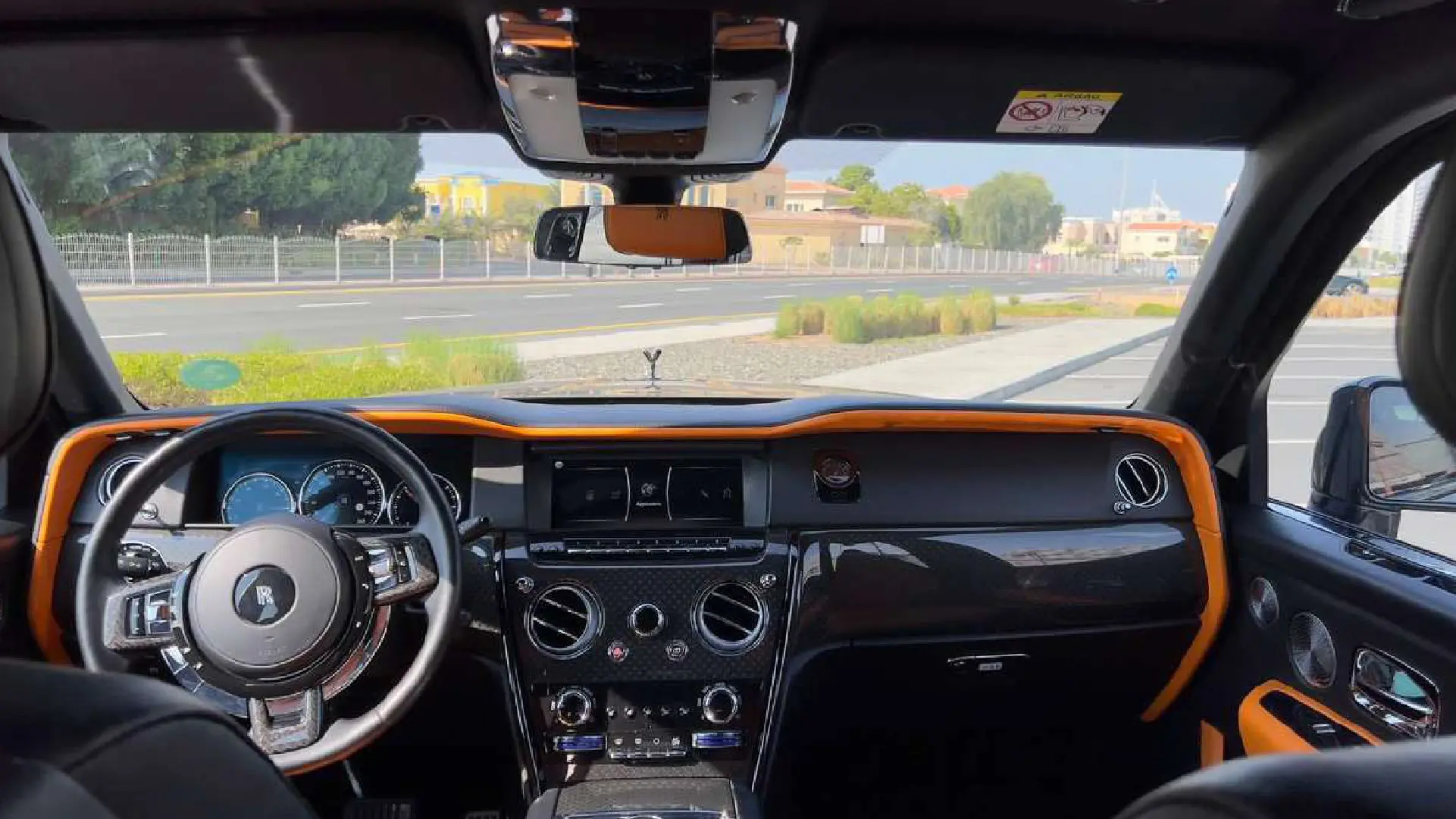 Rent Rolls-Royce Cullinan BLACK 2022 in Dubai , UAE 