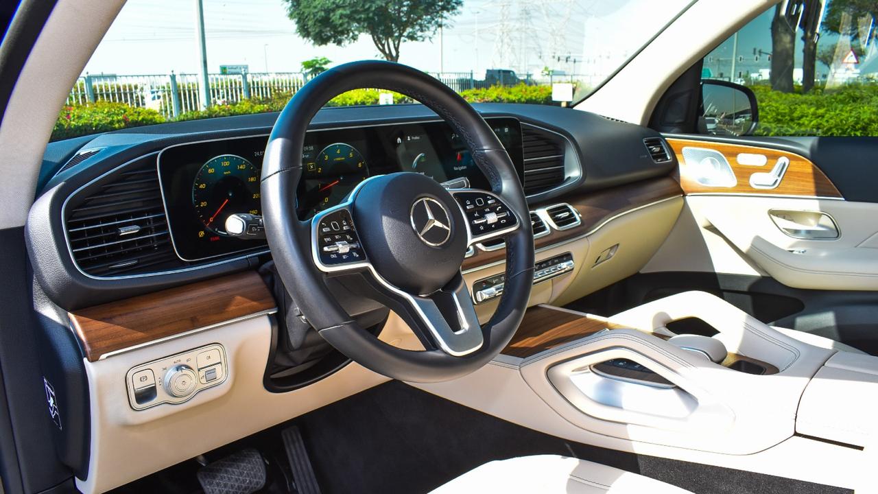 Rent Mercedes-Benz Gle BLUE 2023 in Dubai , UAE 