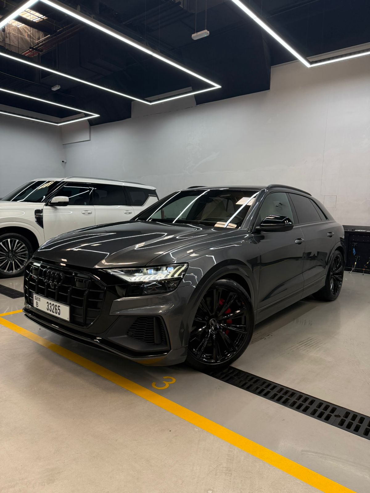 Rent Audi Q8 GREY 2024 in Dubai , UAE 