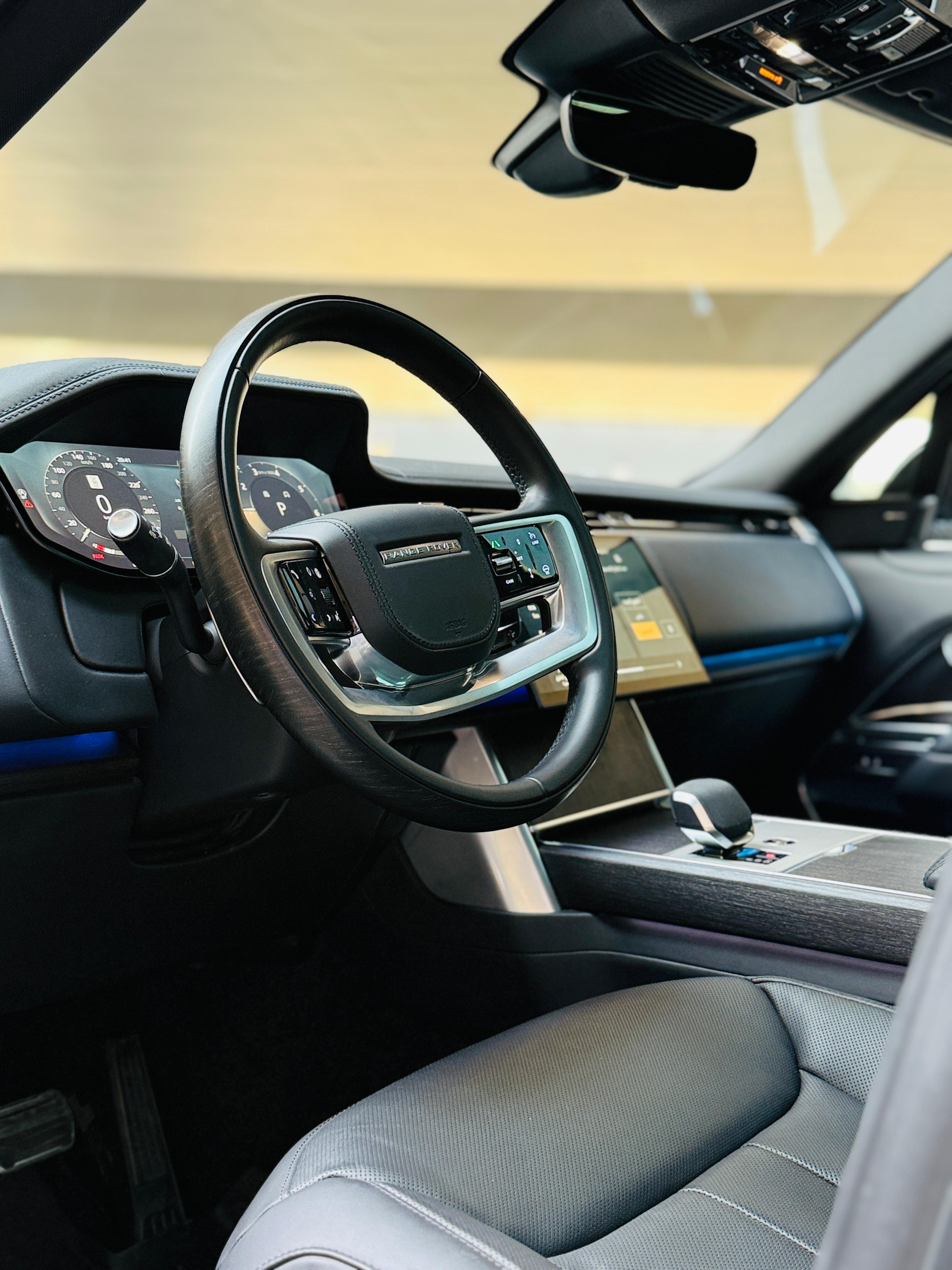 Rent Range-Rover Vogue WHITE 2025 in Dubai , UAE 
