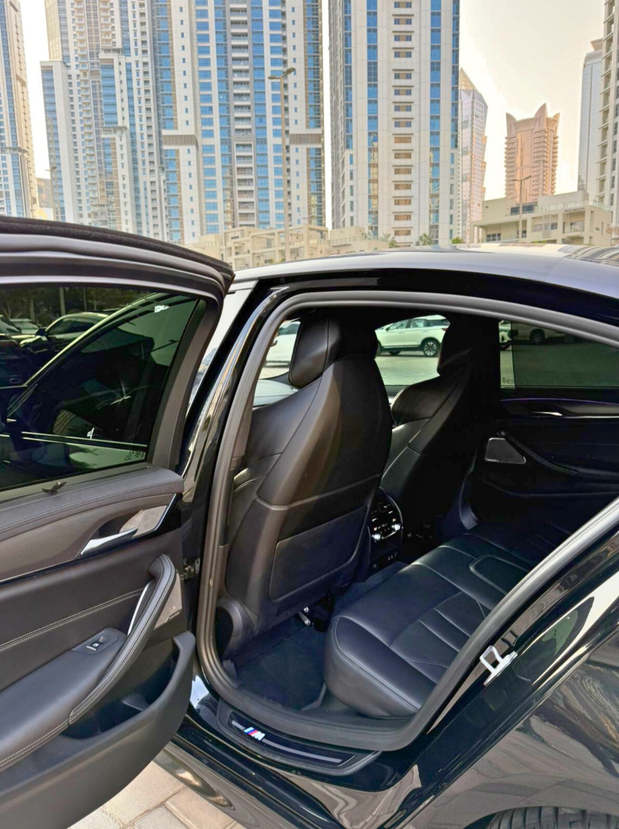 Rent Bmw Series m BLACK 2022 in Dubai , UAE 