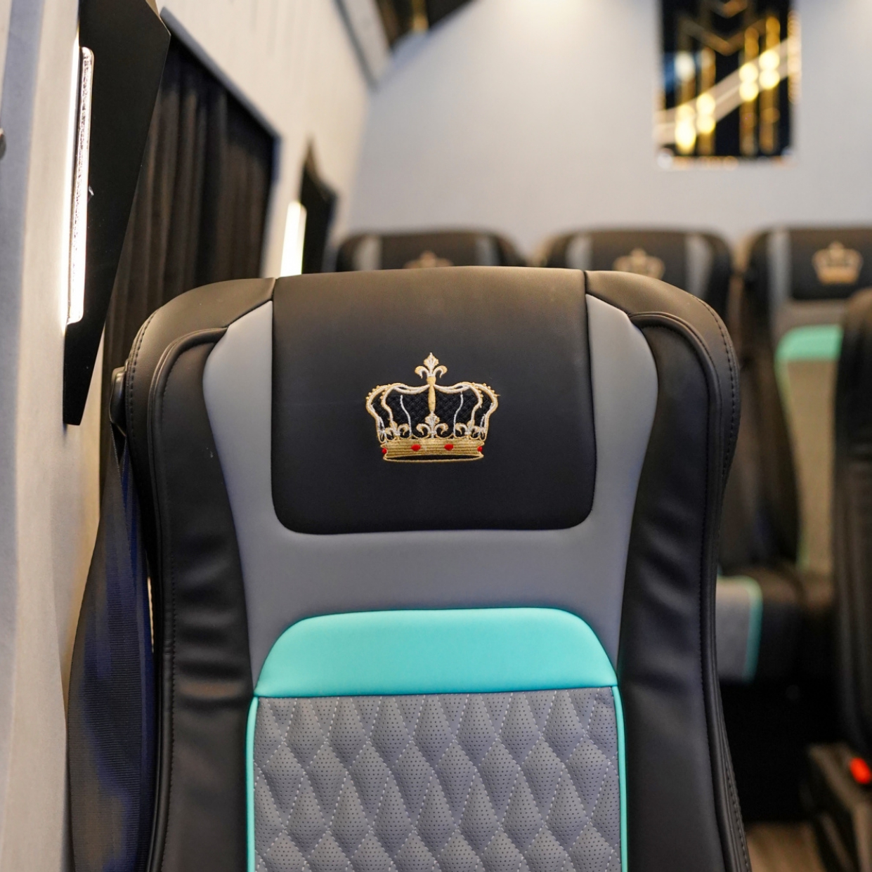 Rent Maybach Royal Sprinter 9 Seater BLACK 2025 with chauffeur in Dubai , UAE 