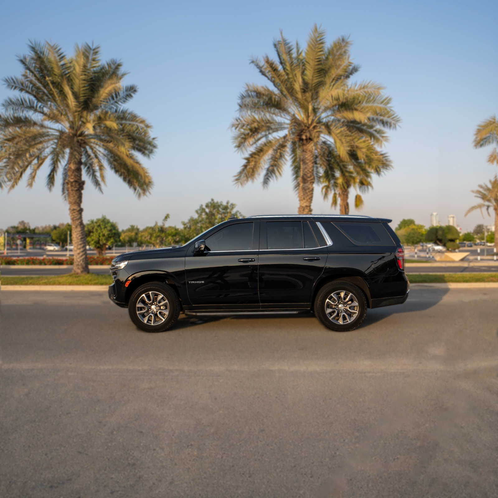 Rent Tahoe BLACK 2024 with chauffeur in Dubai , UAE 