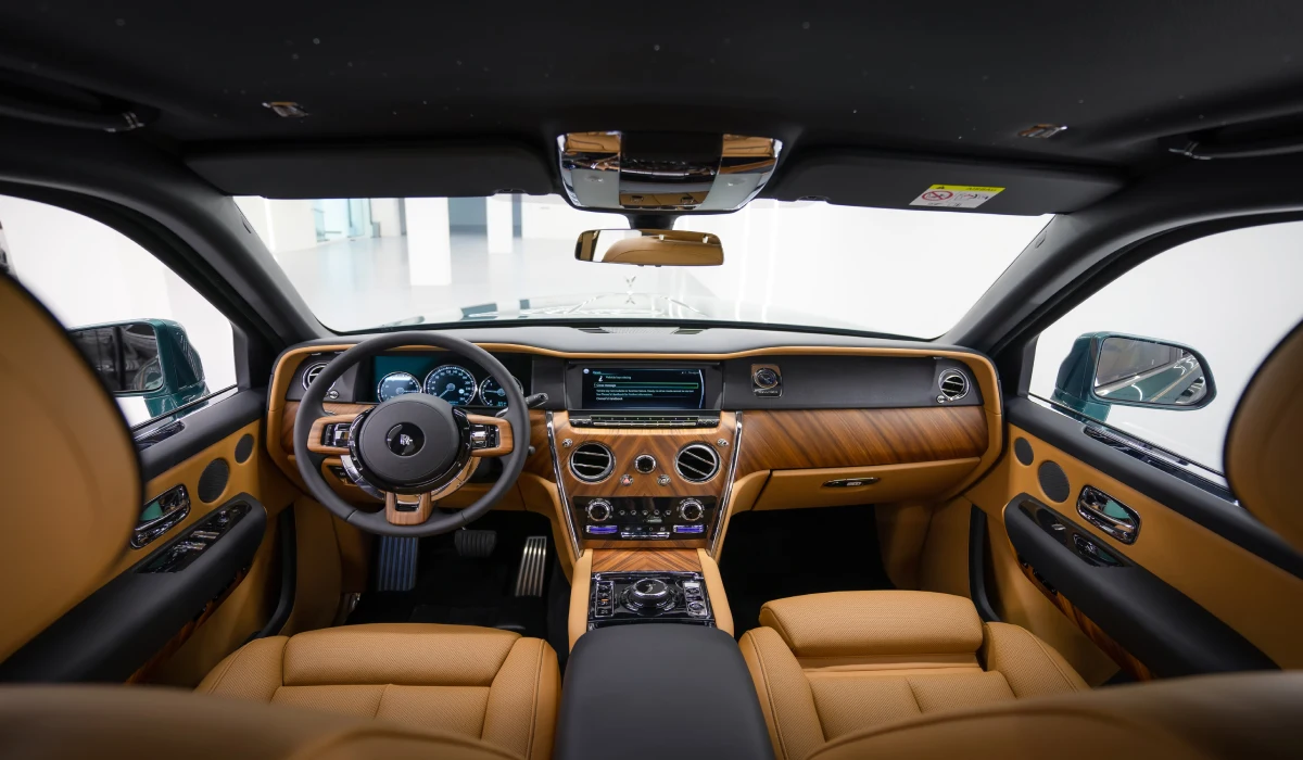 Rent Rolls-Royce Cullinan BEIGE 2022 in Dubai , UAE 