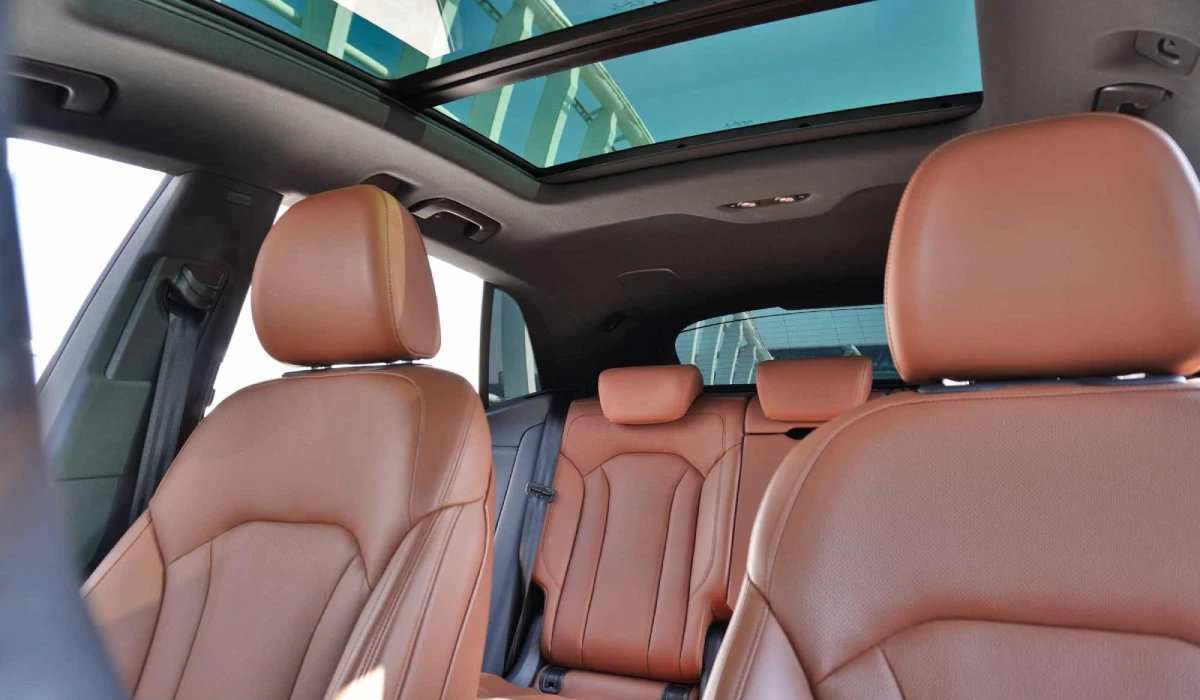 Rent Audi Q8 BLACK 2022 in Dubai , UAE 