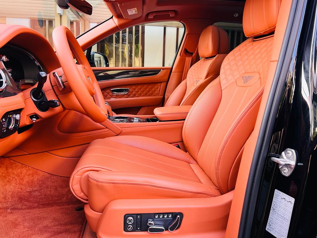 Rent Bentley Bentayga BLACK 2022 in Dubai , UAE 