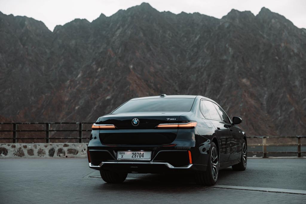 Rent Bmw Series 7 BLACK 2023 in Dubai , UAE 