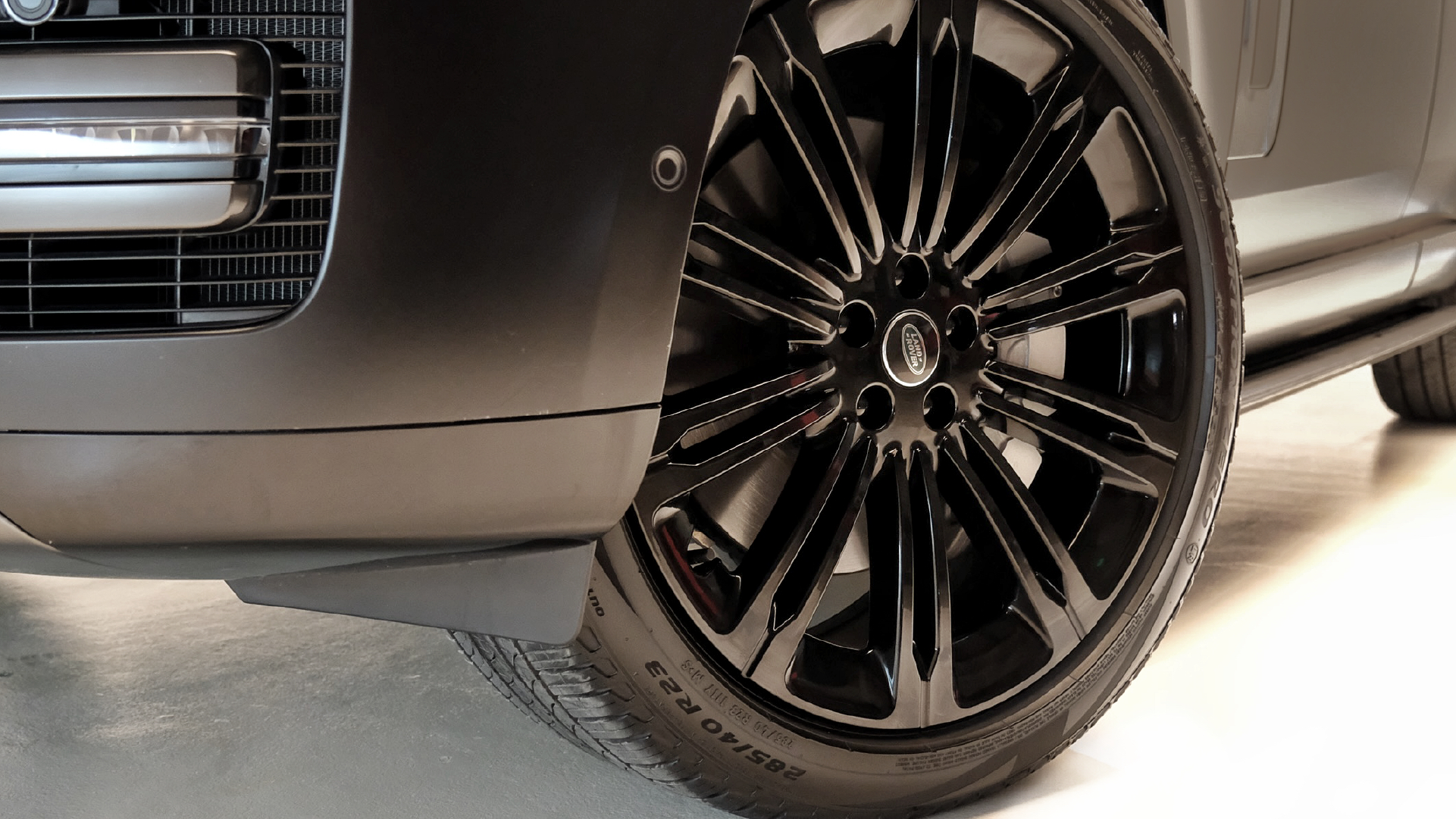 Rent Range-Rover Sport BLACK 2024 in Dubai , UAE 