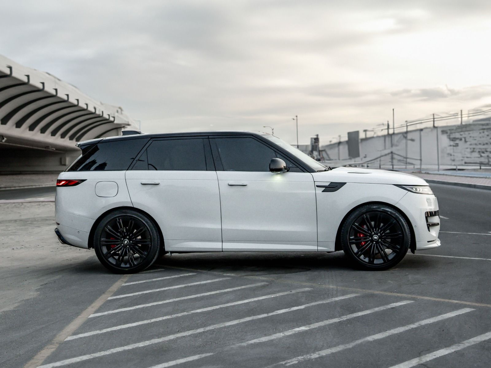 Rent Range-Rover Sport WHITE 2024 in Dubai , UAE 