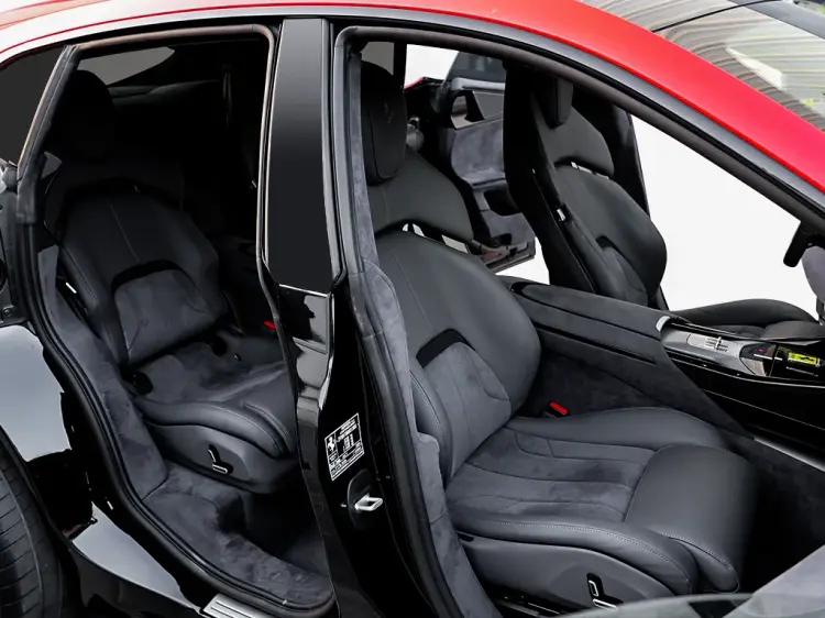 Rent Ferrari Purosangue RED 2025 in Dubai , UAE 