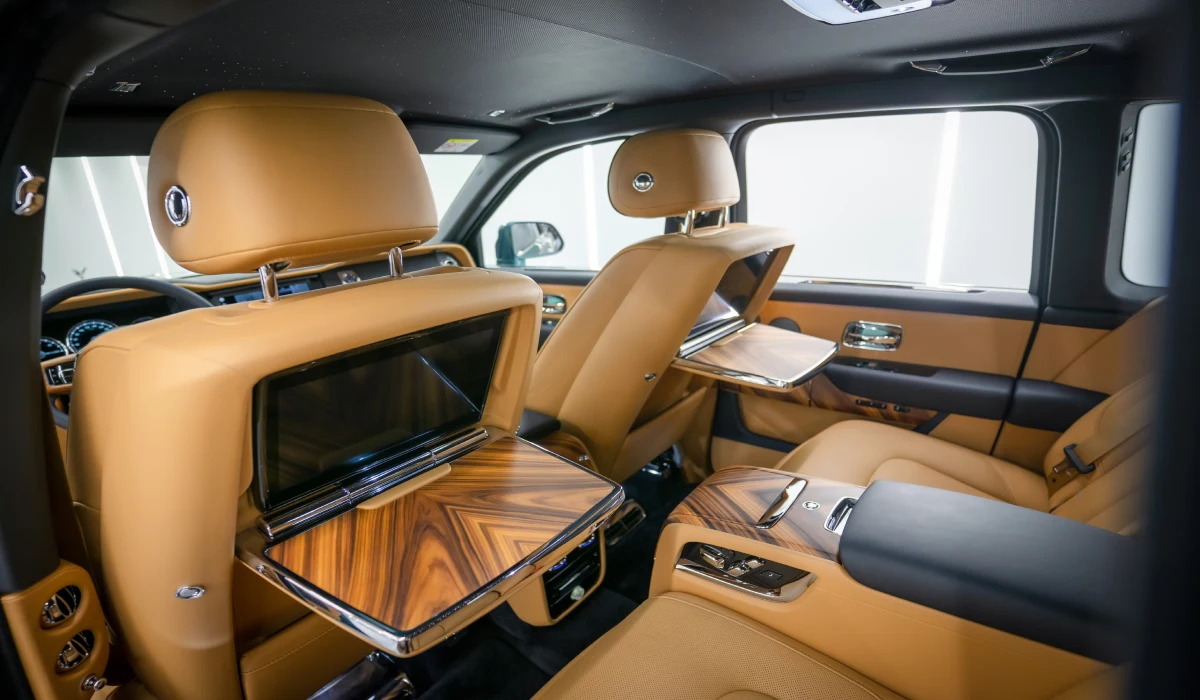 Rent Rolls-Royce Cullinan BEIGE 2022 in Dubai , UAE 