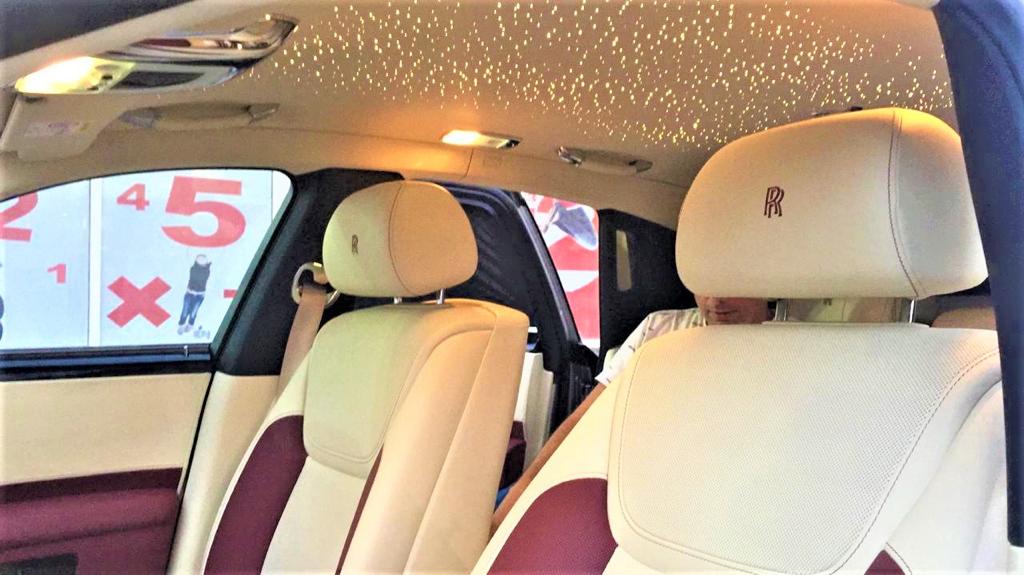 Rent Rolls-Royce Dawn GREY 2022 in Dubai , UAE 