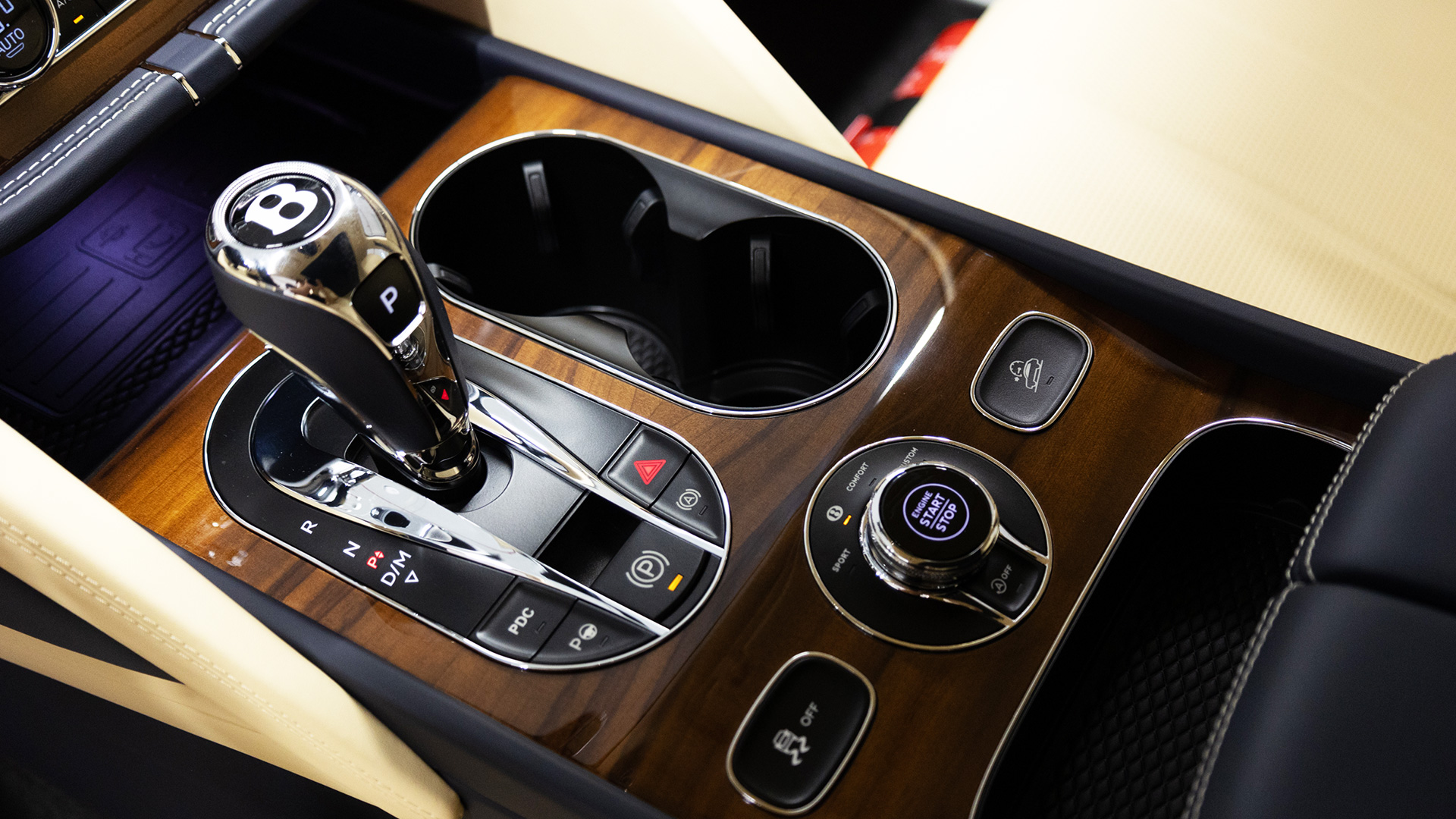 Rent Bentley Bentayga BLUE 2024 in Dubai , UAE 