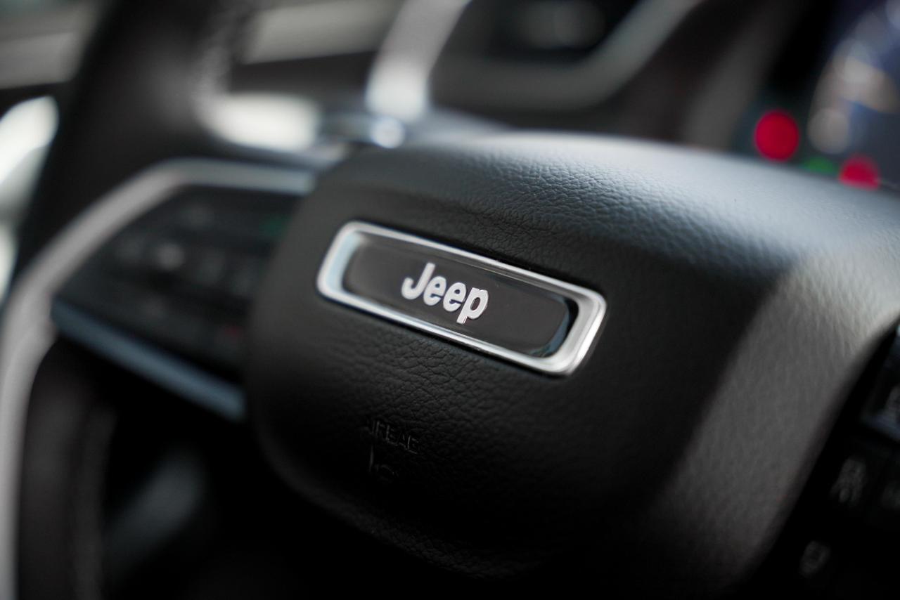 Rent Jeep Grand cherokee GREY 2024 in Dubai , UAE 