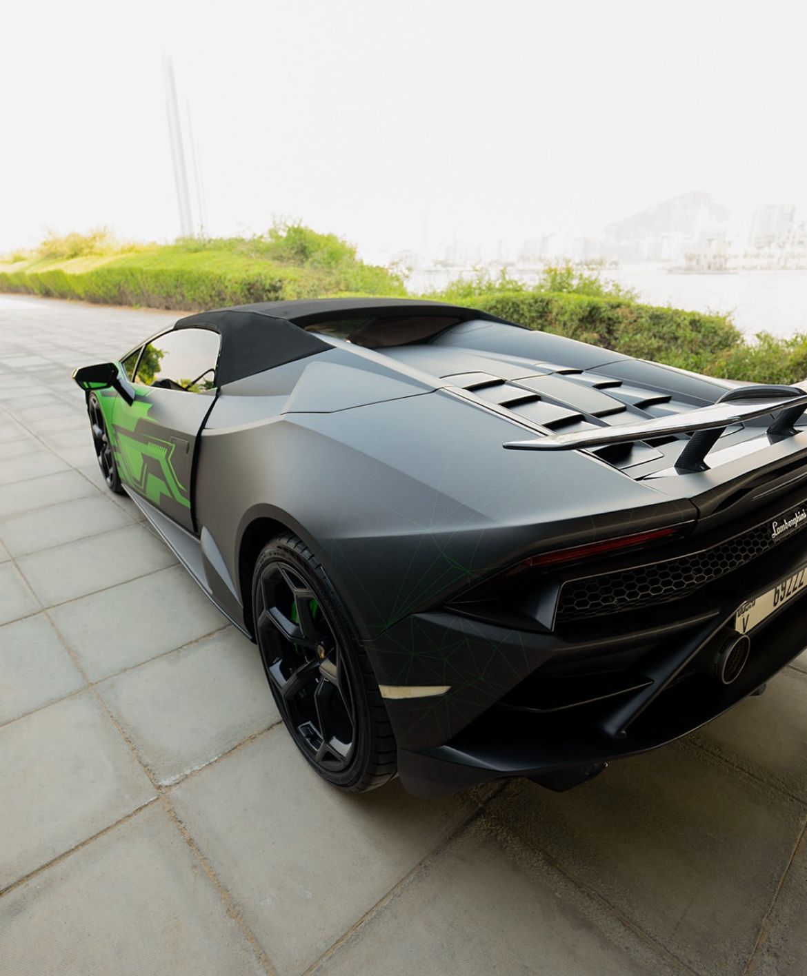 Rent Lamborghini Evo GREEN 2021 in Dubai , UAE 