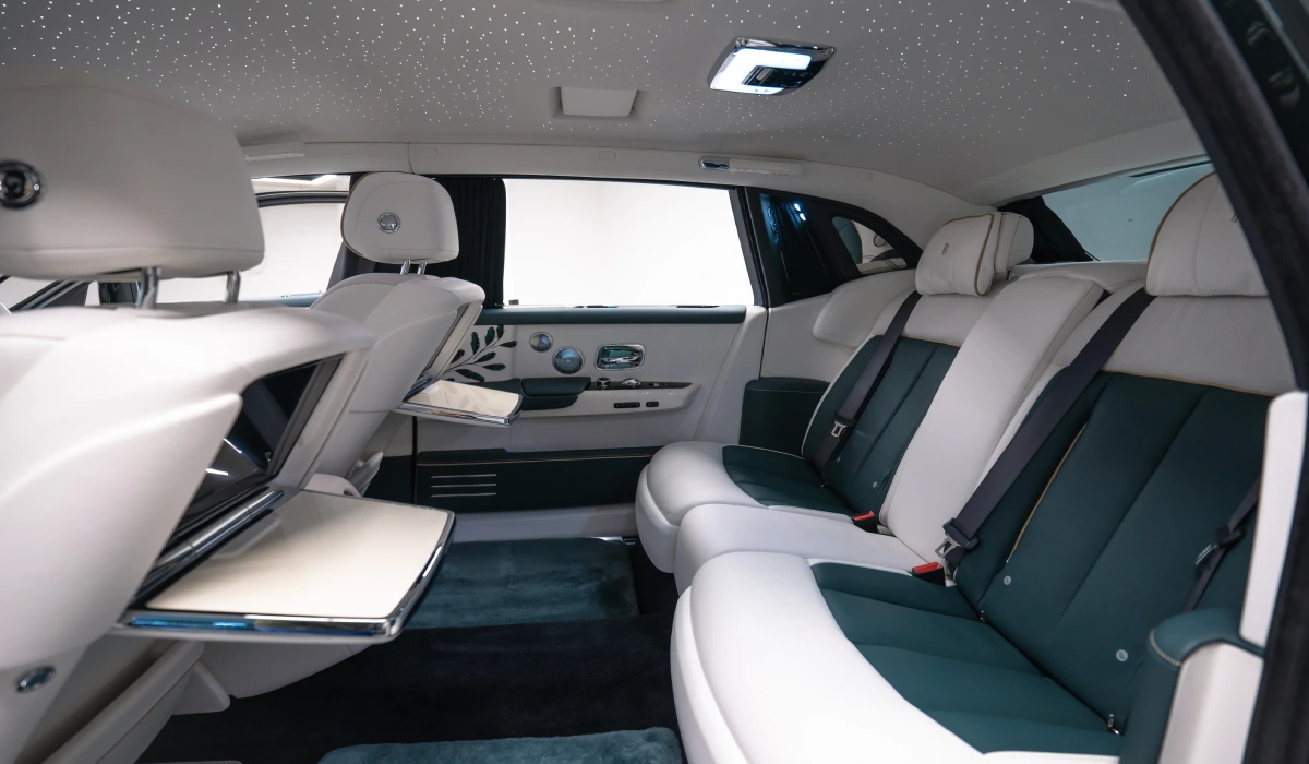 Rent Rolls-Royce Phantom  2022 in Dubai , UAE 