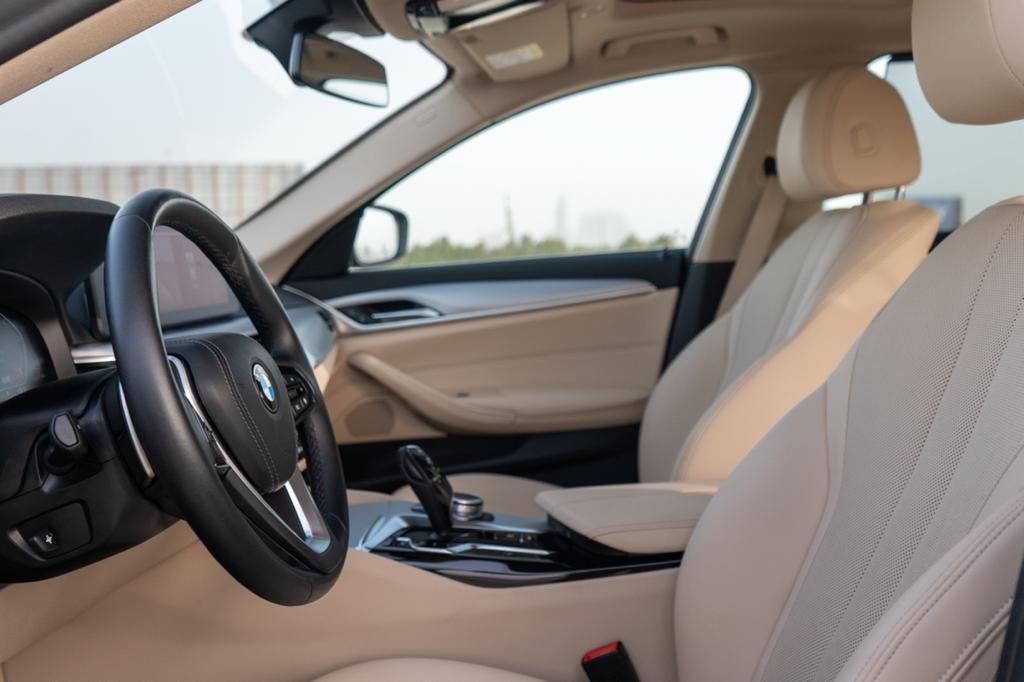 Rent Bmw Series 5 BLACK 2022 in Dubai , UAE 