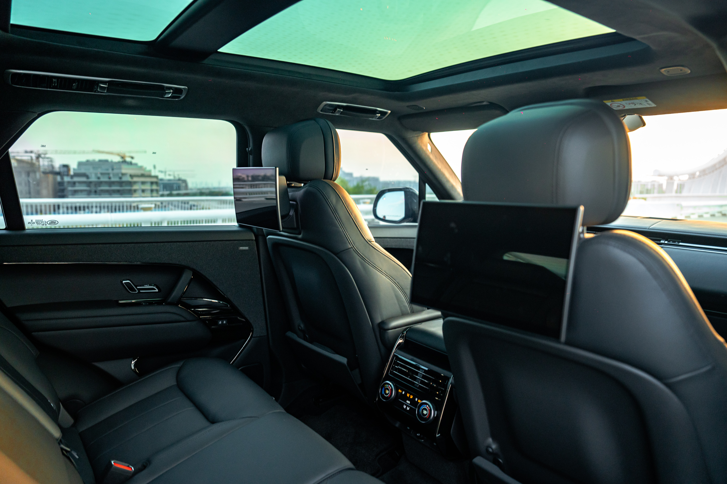 Rent Range-Rover Sport BLUE 2023 in Dubai , UAE 