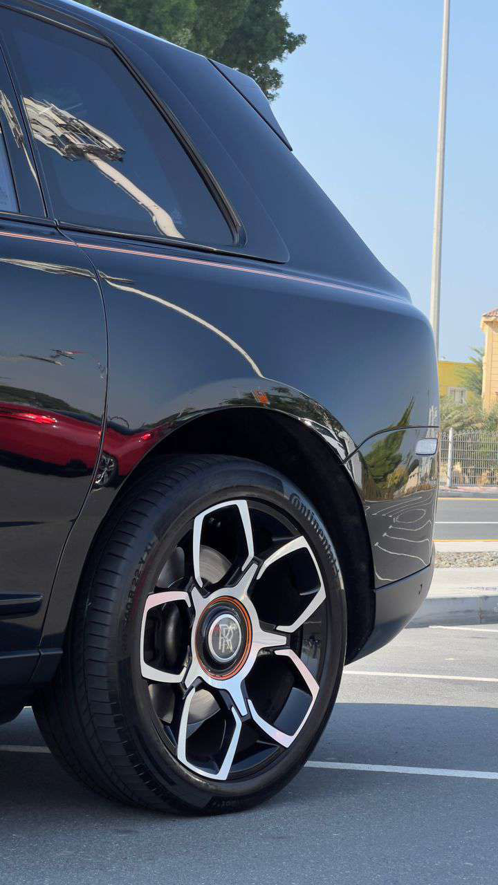 Rent Rolls-Royce Cullinan BLACK 2022 in Dubai , UAE 