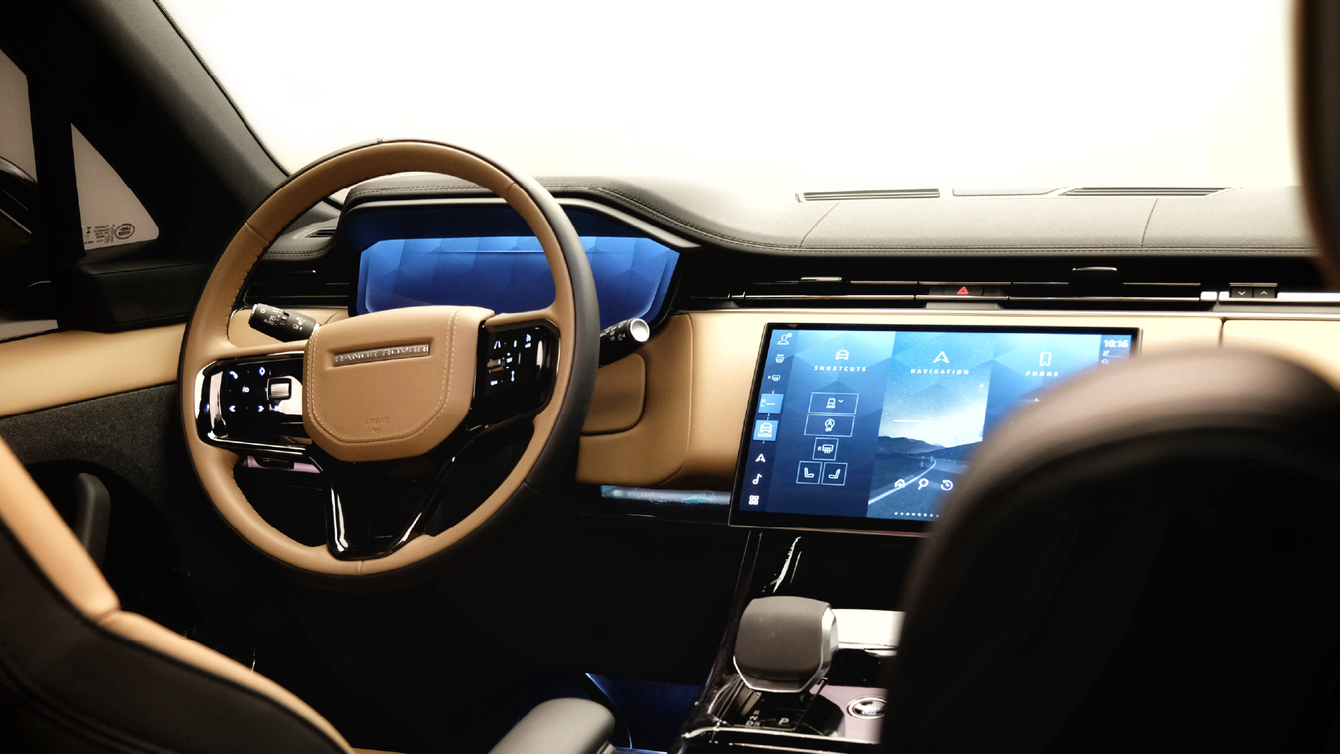 Rent Range-Rover Sport BLACK 2024 in Dubai , UAE 