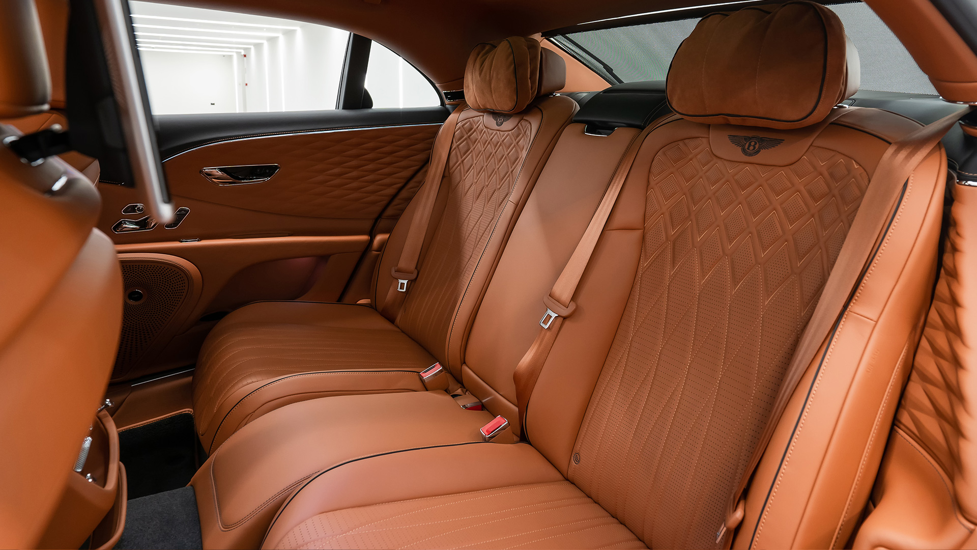 Rent Bentley Flying spur WHITE 2023 in Dubai , UAE 